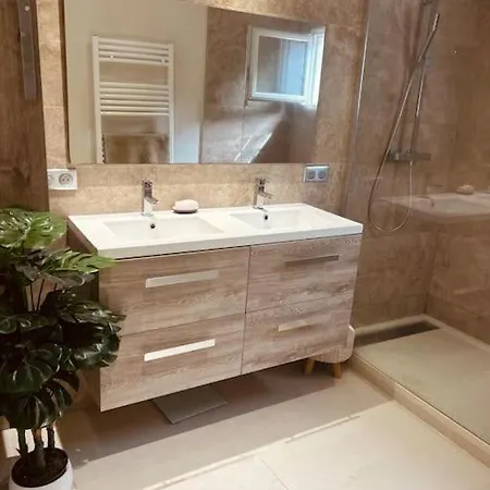 Maison Familiale Avec Veranda Vallauris